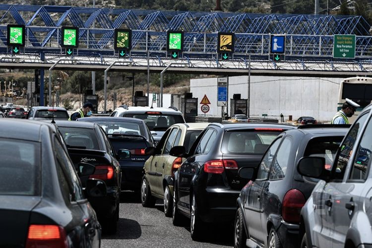 Πάσχα στο χωριό: “Φωτιά” το κόστος μετακίνησης